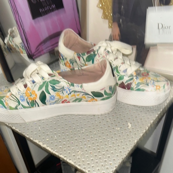 Alice + Olivia Floral Women's Sneakers EUC - Picture 6 of 6